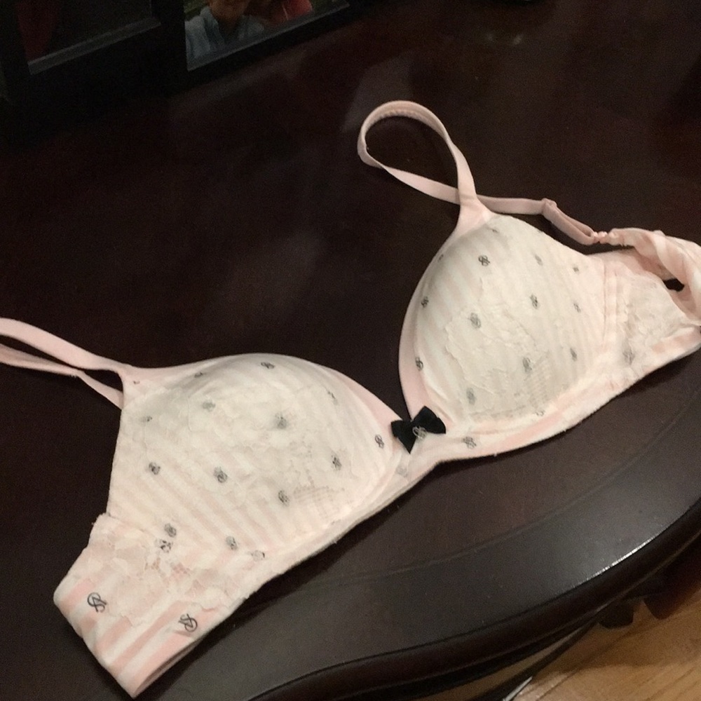 Victoria’s Secret Bra